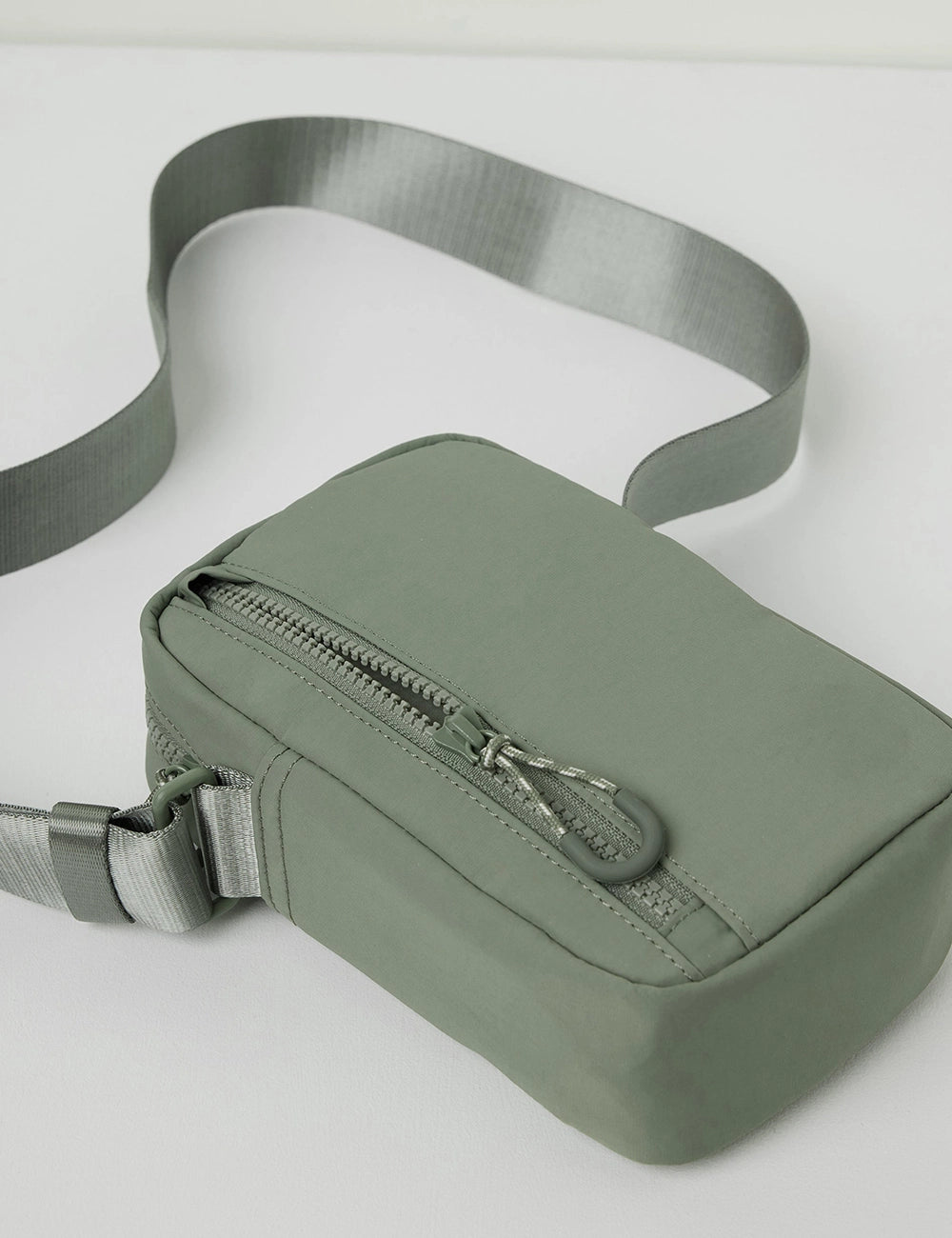 Essential Nylon Sling Pouch