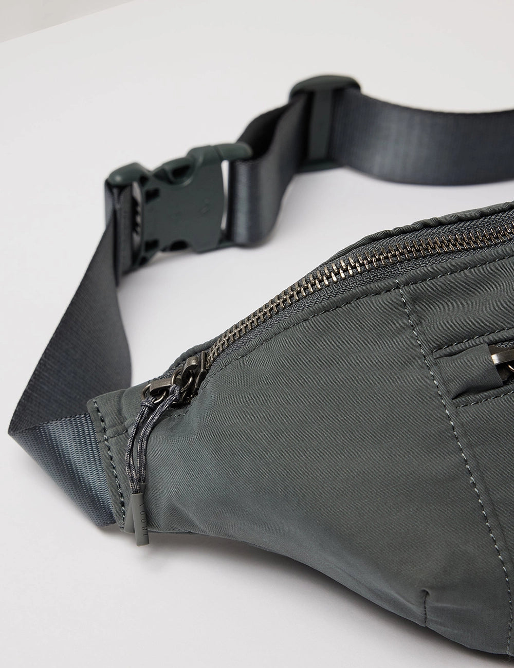 Performance Crossbody Belt Bag