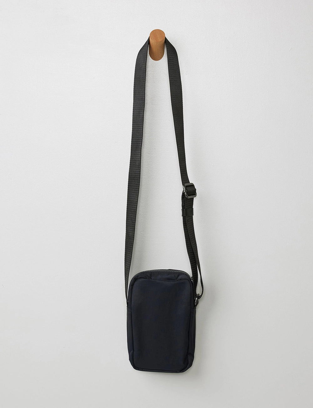 Essential Nylon Sling Pouch