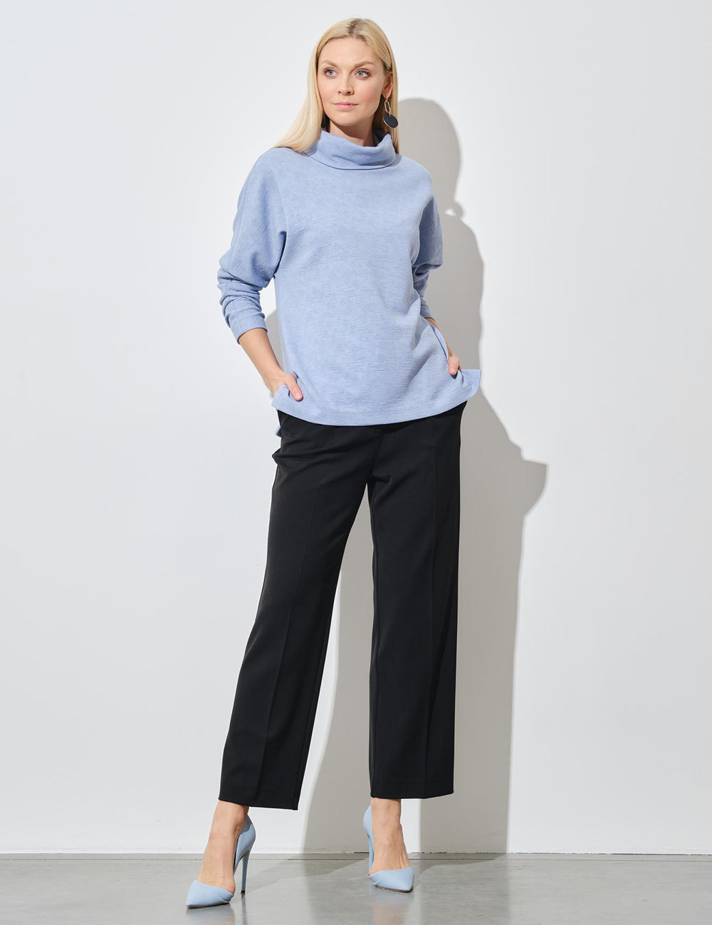 Women Solid High Neck Blue Sweater