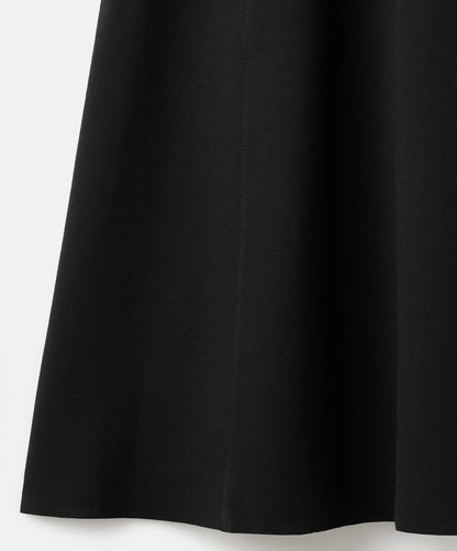 Elegant Sleeveless Midi Dress