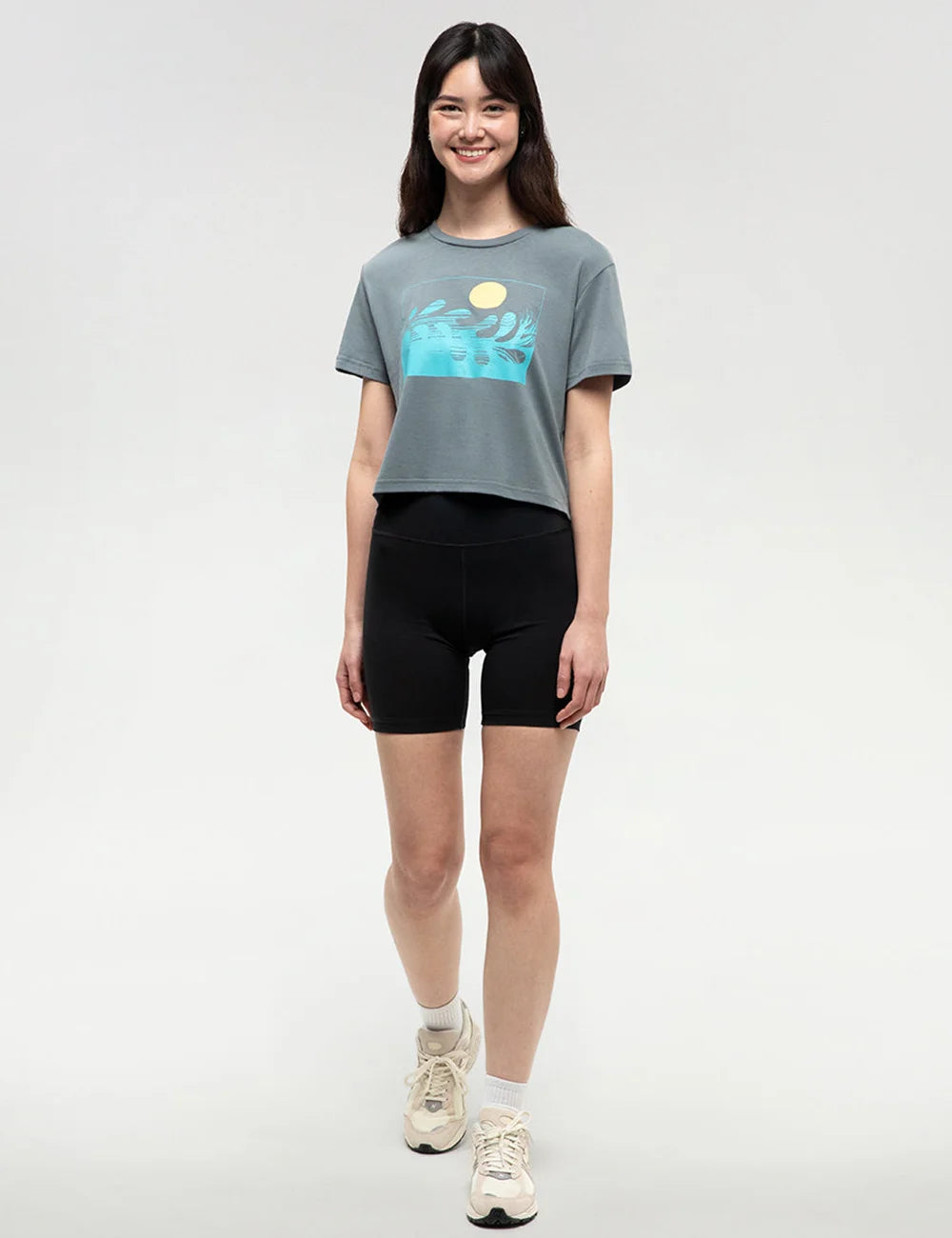 Sunrise Graphic Crop T-Shirt
