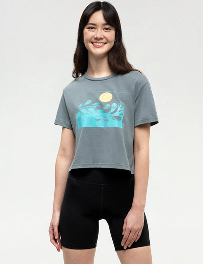 Sunrise Graphic Crop T-Shirt